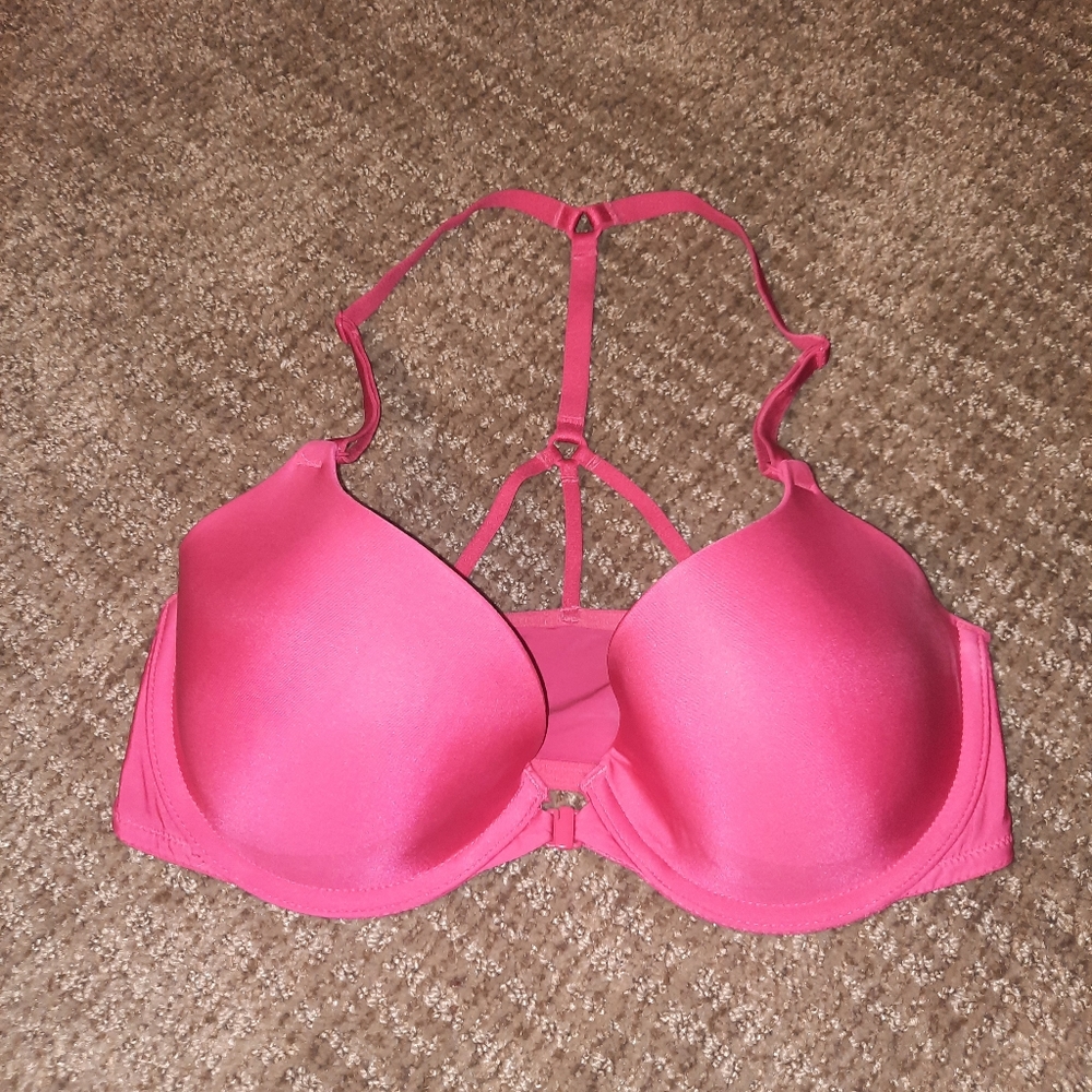 32D Victoria Secret Bra Pink